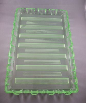 Walther Greta dressing table tray
Keywords: german;pressed;bathbed