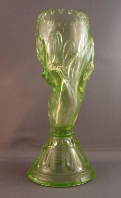 Hand vase
Unregistered but with several very close similarities to known Derbyshire vases, including the hand vase
Keywords: british;pressed;vase