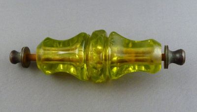 Kettle or coal scuttle handle
Cut
Keywords: cut;odd