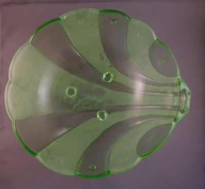 Heřmanova huť shell fruit bowl
Three feet
Keywords: dessert;pressed;table;sold;czech