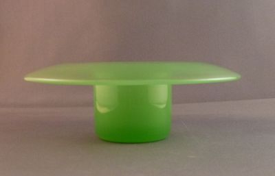 Jade mushroom posy
Polished pontil mark
Keywords: blown;british;vase