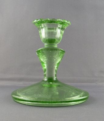 Jeannette Floral candlestick
Keywords: american;pressed;bathbed;candle