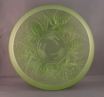 Jobling 5000 fircone bowl
Keywords: british;pressed;table