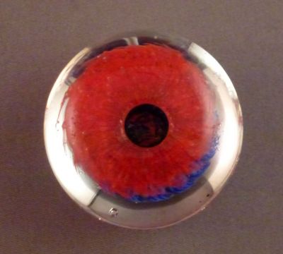 Late Vasart/early Strathearn "knob"
Fire polished base with hole for fitting
Keywords: british