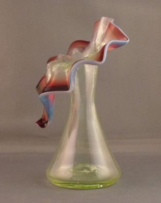 Kralik Jack in the Pulpit vase
Sharp pontil mark
Keywords: blown;czech;vase