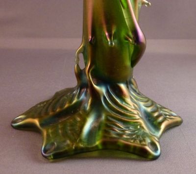 Kralik thorn vase with flowers and leaves
Foot
Keywords: czech;blown;vase