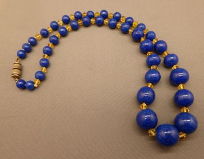 Faux lapis lazuli and yellow necklace
Keywords: sold