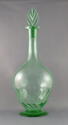 Thomas Webb double ogee "moire" decanter
Leaf stopper; polished pontil mark, unmarked
Keywords: barware;blown