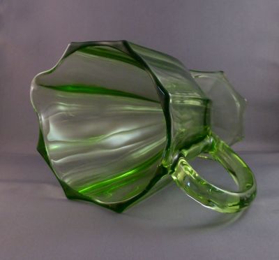 Water jug, large
Keywords: barware;pressed;czech;sold