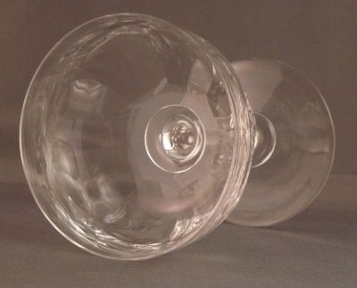 Champagne coupe, large petal cut
Keywords: cut;sold;barware