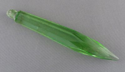 Cut-glass lustre/prism or handle
No fixing hole
Keywords: cut;odd