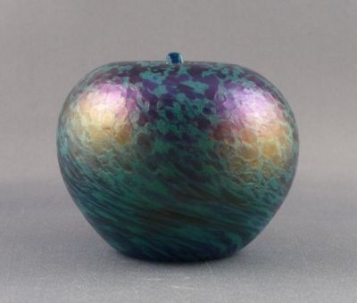 Midsummer Glass apple
Made in Cambridge, UK
Keywords: british