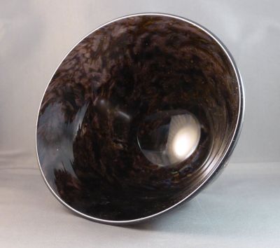 Irridescent finish art glass bowl
Purple base glass
Keywords: british;sold