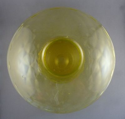 Walsh, Walsh? diamond optic mushroom posy bowl
Large. Polished pontil mark
Keywords: blown;british;vase