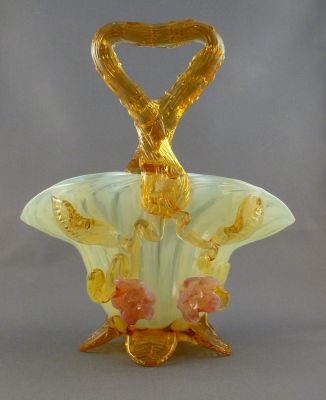 Harrach opalescent uranium basket
Large
Keywords: blown;vase