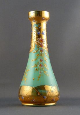 Bohemian enamelled vase, turquoise
Gilded. All round design. Small. Uranium
Keywords: czech;blown;enamelgilt;vase