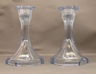 Bagley Pendant dressing table candlesticks
742 6 in.
Keywords: bathbed;british;sold;candle