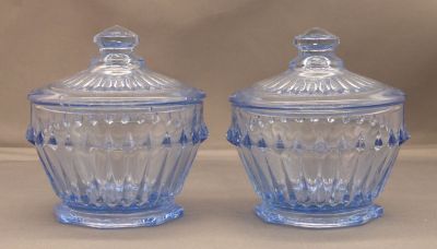 Bagley Pendant dressing table pots, small
742  3 x 3.25 in.
Keywords: bathbed;british;pressed;sold