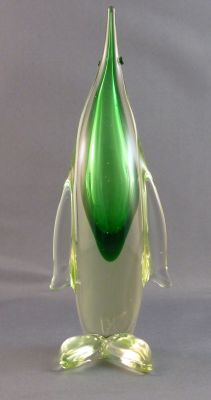 Murano uranium and green penguin
Hollow body
Keywords: blown;figure;murano