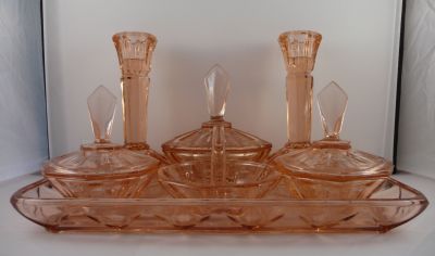 Walther dressing table set 4940-
Complete
Keywords: bathbed;german;sold