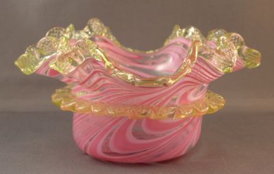 Richardson? pink swirl preserve dish
Keywords: blown;british;table