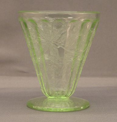 Jeannette Glass Floral footed tumbler
3.5-in, scarce
Keywords: american;barware;pressed;sold
