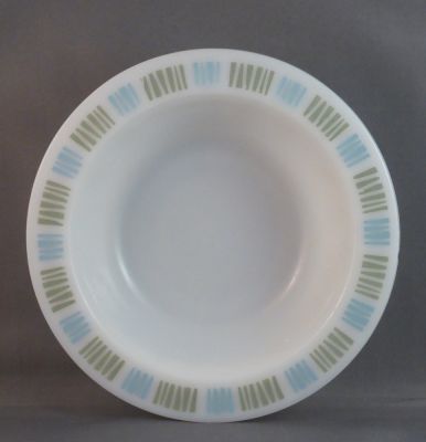 Pyrex Matchmaker dessert bowl
16 cm. Blue version. Marked JAJ Made in England on base. James A Jobling
Keywords: british;sold;table;dessert