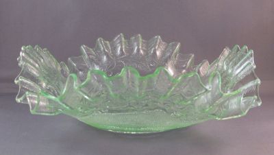 Radeberg Stickmuster fruit bowl
Stickmuster = embroidery
Keywords: german;table;uranium;sold;dessert