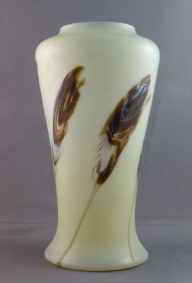 Rindskopf pulled feather vase
Keywords: blown;czech;vase