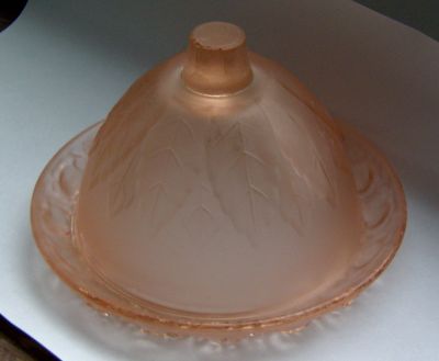 Walther Rosen compote
Fits onto a metal base
Keywords: sold;table;german