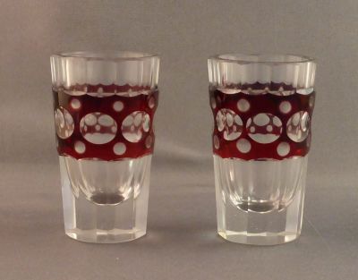 Ruby cut to clear shot glass
Thick fully cut glass
Keywords: sold;cut;barware
