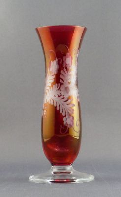 Ruby-stained engraved posy vase
Austrian? Bought in Vienna
Keywords: vase;engraved