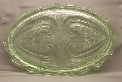 Bagley Rutland dressing table tray
3078 13 x 8.25 in.
Keywords: bathbed;british;sold