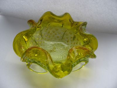 Murano quatrefoil controlled bubble ashtray
Controlled bubble with silver foil. 
Keywords: sold;ash;murano