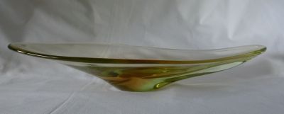 Skrdlovice teardrop bowl
Keywords: czech;centrepiece;blown