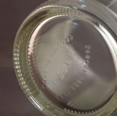 "Skyline" jug
Marked P&S Made in England.  RD 824215. Registered to Platers & Stampers Limited part of EKCO, owner of Prestige and Skyline brands. But who made it?
Keywords: mark;kitchenware;sold;british