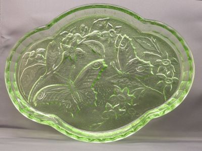 Sowerby Butterfly, dressing table tray, green
Unfrosted 2552
Keywords: pressed;bathbed;sold
