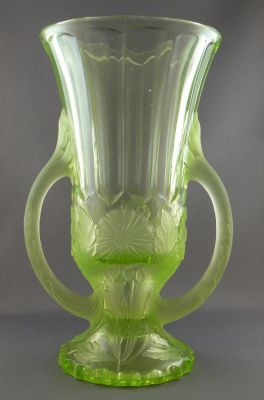 Sowerby Dora vase
Seen in 1936 catalogue
Keywords: pressed;british;vase