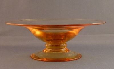 Stuart? compote, small
Unmarked. Polished pontil mark. 6 in, lead crystal
Keywords: blown;table;sold