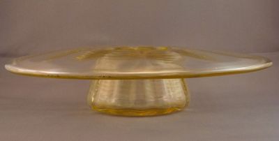 Walsh Walsh amber-uranium-threaded, optic-rib mushroom posy
Large. Lead crystal
Keywords: british;blown;vase