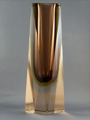 Murano Mandruzzato triple sommerso facet cut vase
Keywords: cut;vase;sold;murano