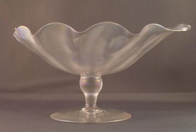 Walsh Walsh Mother of Pearl compote
Rough pontil mark
Keywords: blown;table;sold