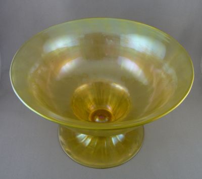 Walsh Walsh Sunbeam amber large iridescent compote
Rough pontil mark with small WALSH mark
Keywords: british;blown;table;centrepiece