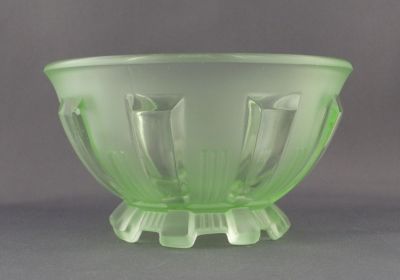 Walther Greta powder bowl
Missing lid
Keywords: german;pressed;bathbed;sold