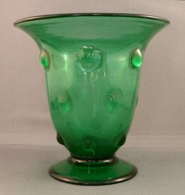 Webb Evergreen Bullseye vase
Marked
Keywords: british;blown;vase;sold