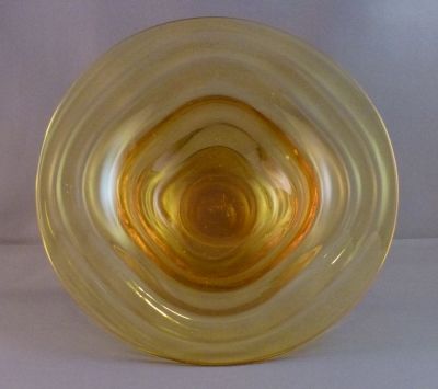 Webb Wavy Sunshine Amber footed bowl
Note the square profile
Keywords: blown;british;table