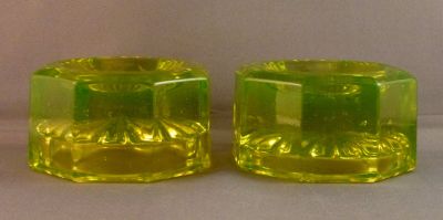 Percival Vickers? yellow straight sided
1881 catalogue? Seems more likely to be PV than green one
Keywords: british;insulator